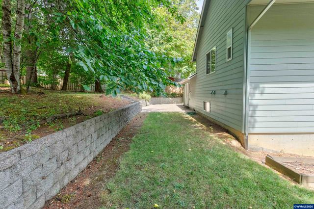 2062 NW Myrtlewood Wy, Corvallis, OR 97330