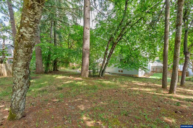 2062 NW Myrtlewood Wy, Corvallis, OR 97330