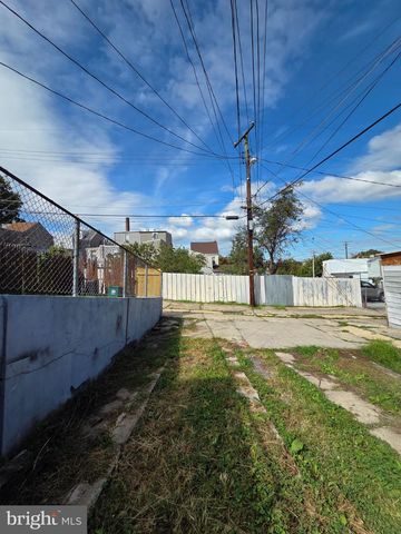 510 MAPLE ST, Reading, PA 19602