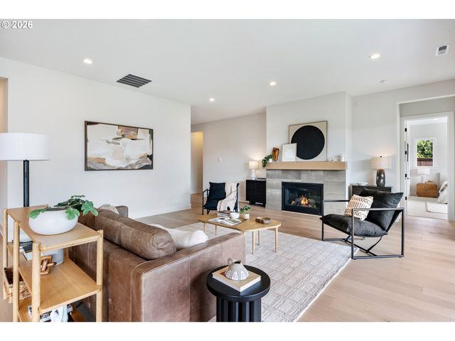 1518 S 39TH Pl, Ridgefield, WA 98642