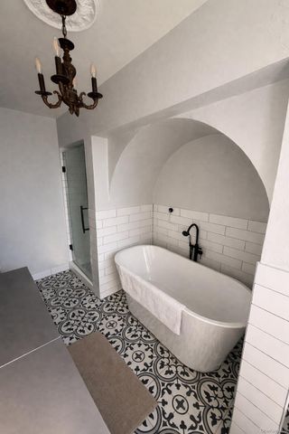 461 N Long Beach Road, Rockville Centre, NY 11570