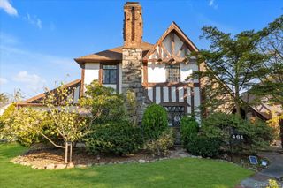 461 N Long Beach Road, Rockville Centre, NY 11570