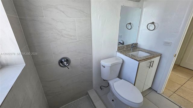 7629 Dickens Avenue 4 or 8, Miami Beach, FL 33141