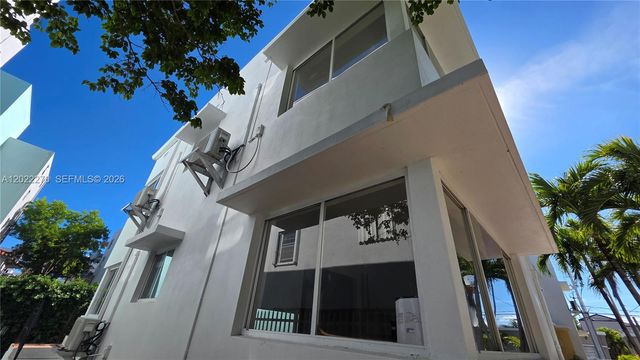 7629 Dickens Avenue 4 or 8, Miami Beach, FL 33141