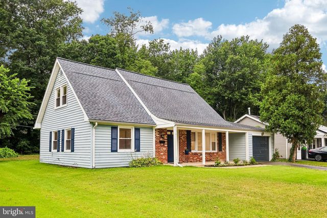 86 E RIVER DR, Willingboro, NJ 08046