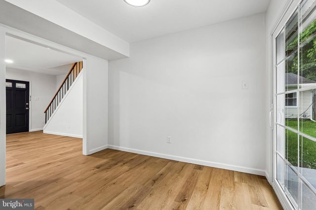 86 E RIVER DR, Willingboro, NJ 08046