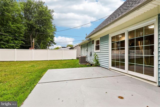 86 E RIVER DR, Willingboro, NJ 08046