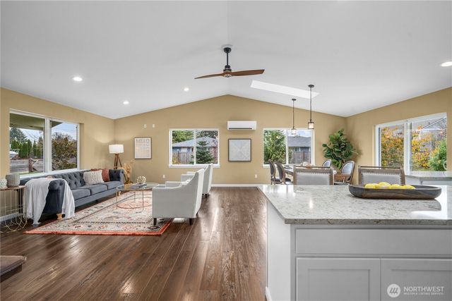 6424 52nd Avenue W, Tacoma, WA 98467