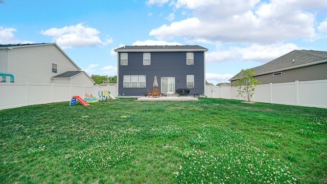 3901 Iron Gate Drive, Valparaiso, IN 46385
