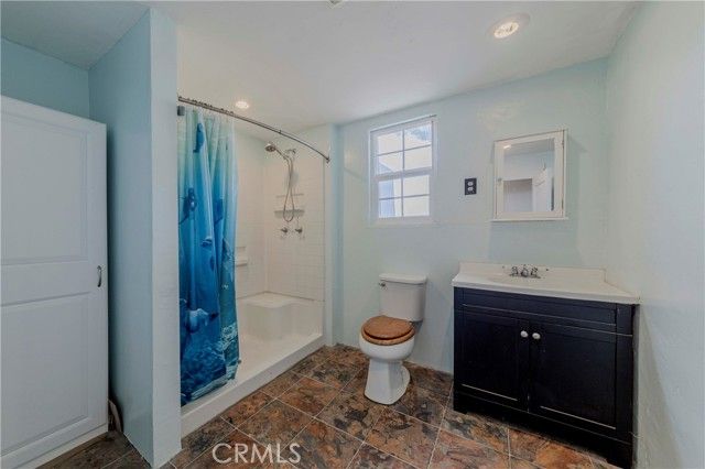 8288 White Road, Phelan, CA 92371