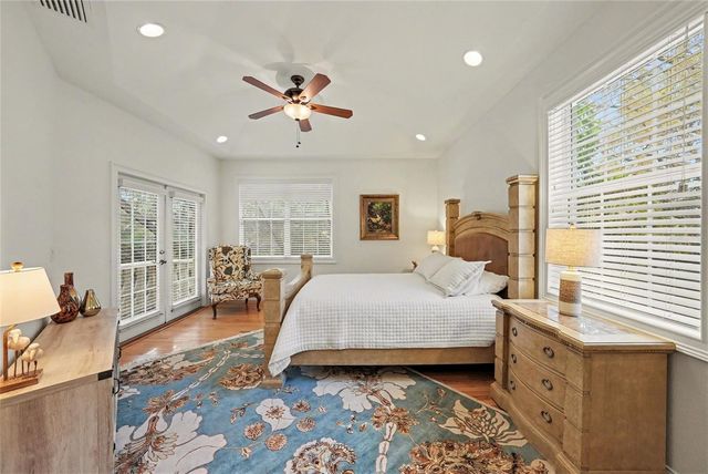 610 MARMORA AVENUE, Tampa, FL 33606