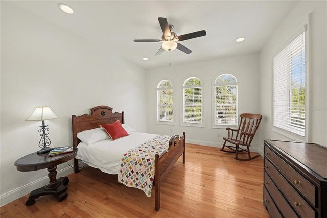 610 MARMORA AVENUE, Tampa, FL 33606