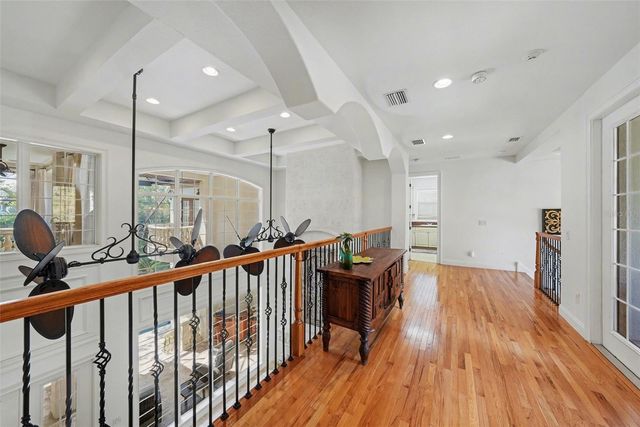 610 MARMORA AVENUE, Tampa, FL 33606