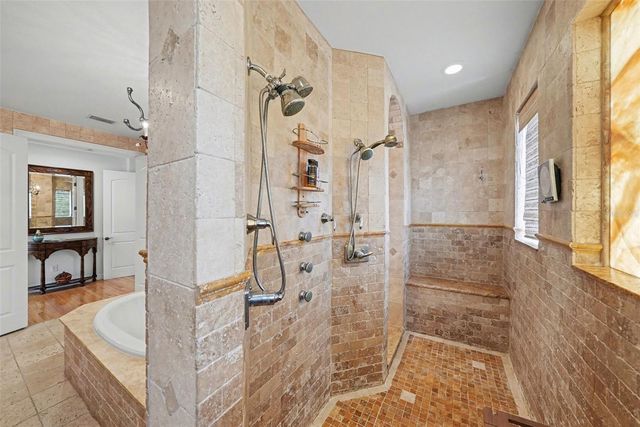 610 MARMORA AVENUE, Tampa, FL 33606