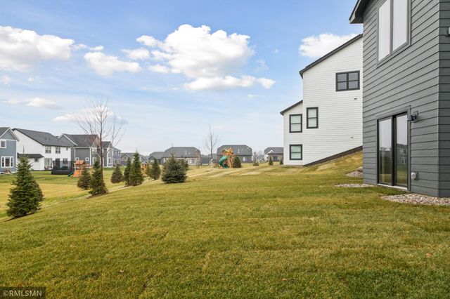 5042 Airlake Draw, Woodbury, MN 55129