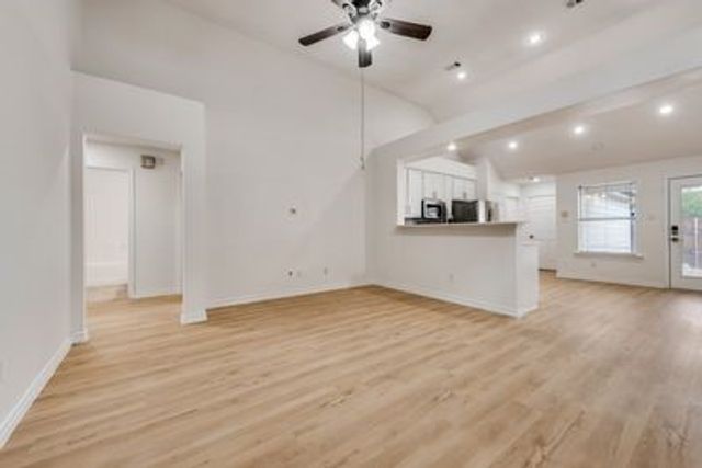 205 Tonto Street, Aubrey, TX 76227