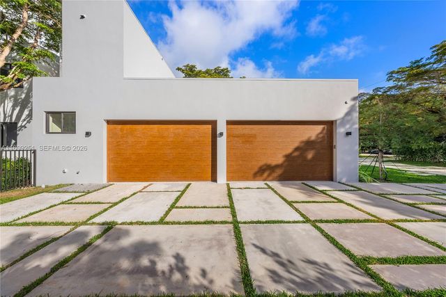 6675 SW 96th Street, Pinecrest, FL 33156