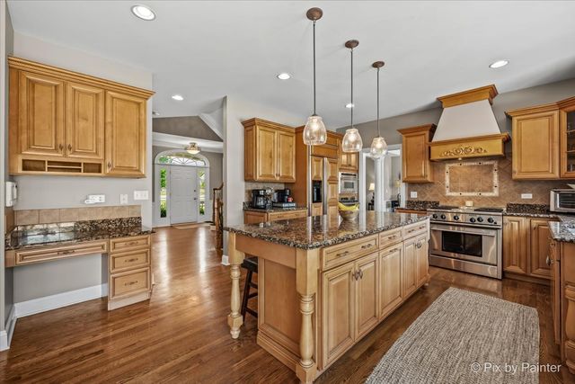 28359 W Harvest Glen Circle, Cary, IL 60013