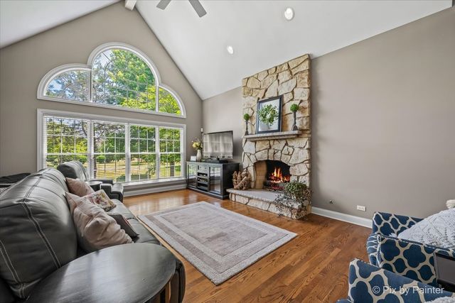 28359 W Harvest Glen Circle, Cary, IL 60013