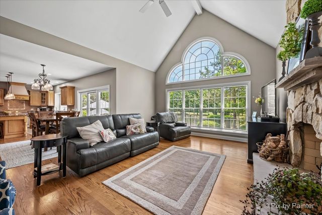 28359 W Harvest Glen Circle, Cary, IL 60013
