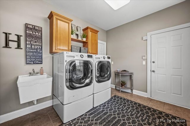 28359 W Harvest Glen Circle, Cary, IL 60013