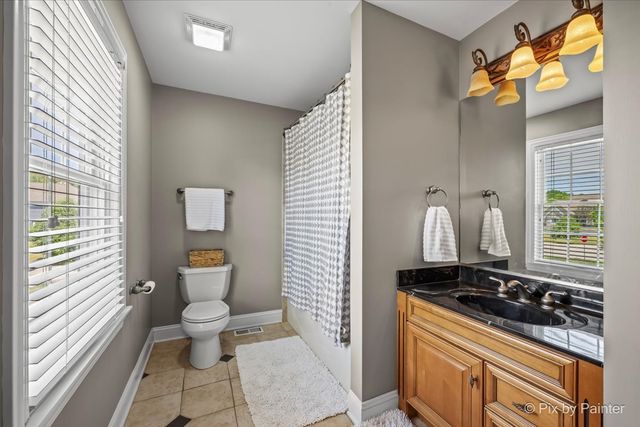 28359 W Harvest Glen Circle, Cary, IL 60013