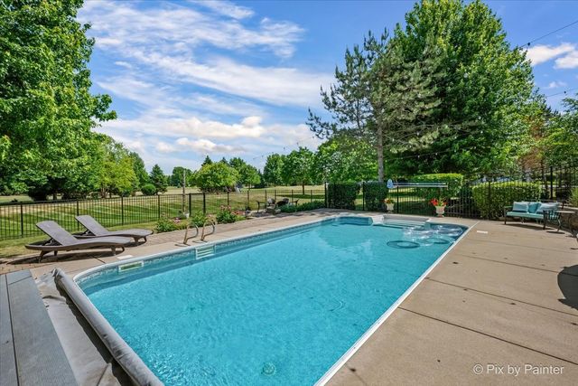 28359 W Harvest Glen Circle, Cary, IL 60013