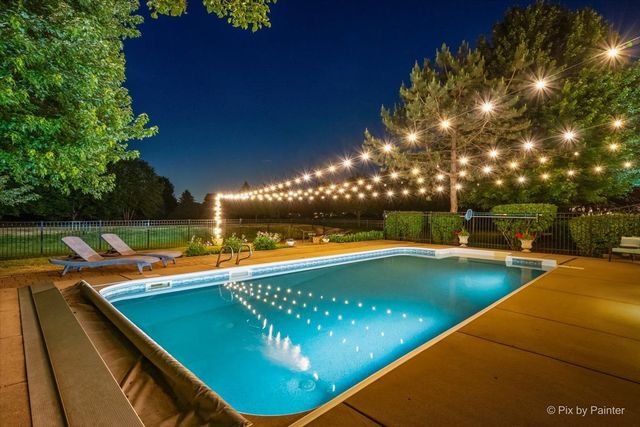 28359 W Harvest Glen Circle, Cary, IL 60013