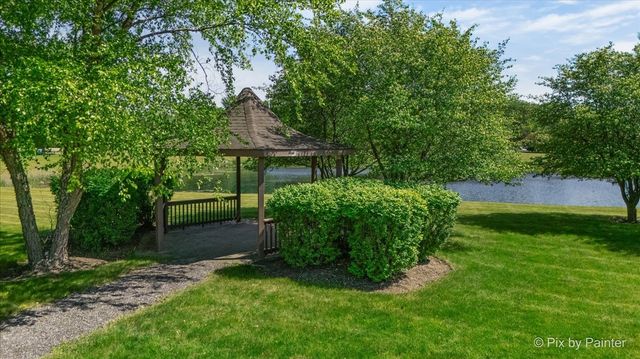 28359 W Harvest Glen Circle, Cary, IL 60013