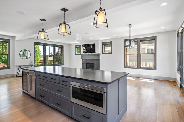 5808 Oaklawn Avenue, Edina, MN 55424