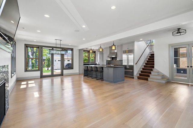 5808 Oaklawn Avenue, Edina, MN 55424