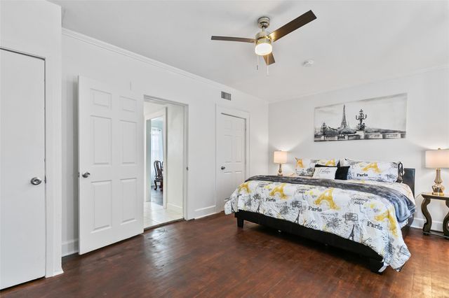 201 E 12th Street 203, Dallas, TX 75203