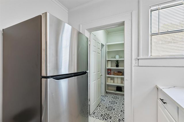201 E 12th Street 203, Dallas, TX 75203