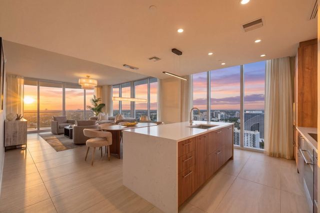 151 N Seabreeze Boulevard 2503-e, Fort Lauderdale, FL 33304