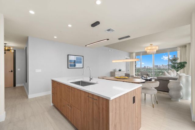 151 N Seabreeze Boulevard 2503-e, Fort Lauderdale, FL 33304