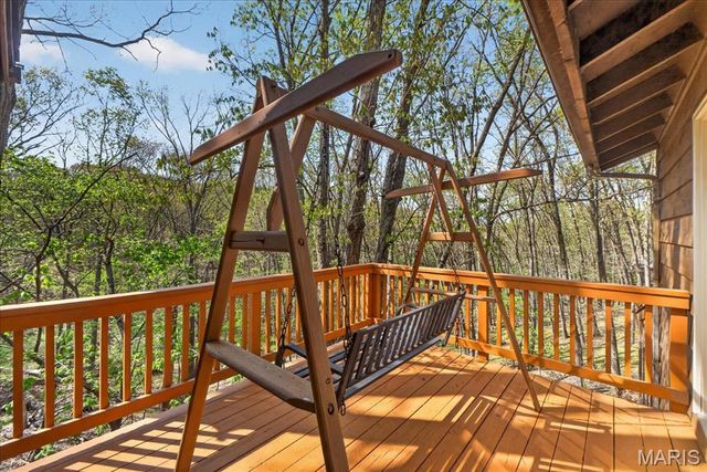 1517 Lingonberry Court, High Ridge, MO 63049