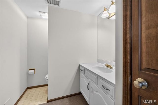 1517 Lingonberry Court, High Ridge, MO 63049