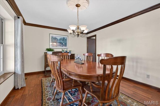 1517 Lingonberry Court, High Ridge, MO 63049
