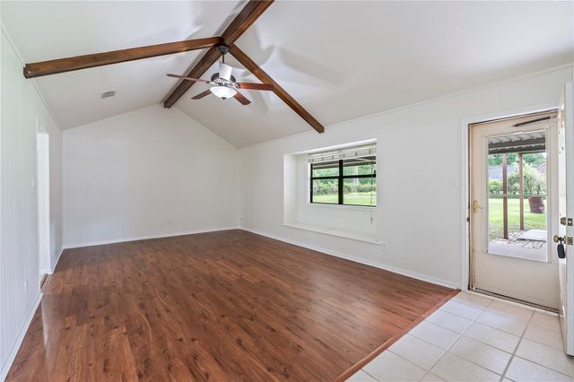 19 Mockingbird Lane, Dayton, TX 77535