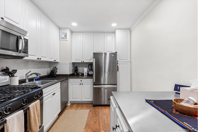 21 Fairview Avenue 616, Tuckahoe, NY 10707