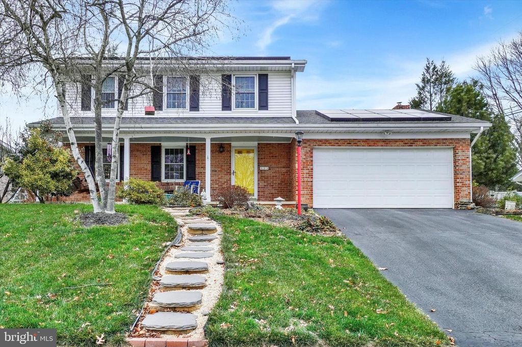 333 ASHFORD DR, Lancaster, PA 17601