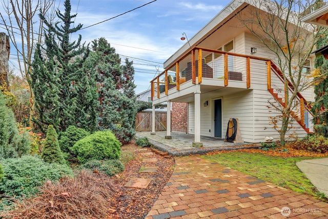 6616 Flora Avenue S, Seattle, WA 98108
