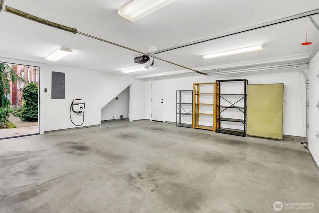 6616 Flora Avenue S, Seattle, WA 98108