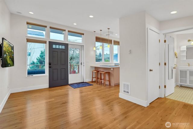 6616 Flora Avenue S, Seattle, WA 98108