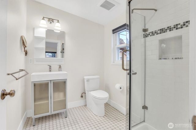 6616 Flora Avenue S, Seattle, WA 98108