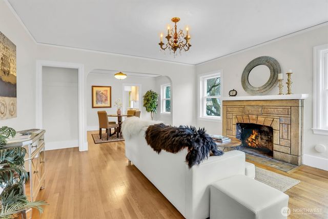 6616 Flora Avenue S, Seattle, WA 98108