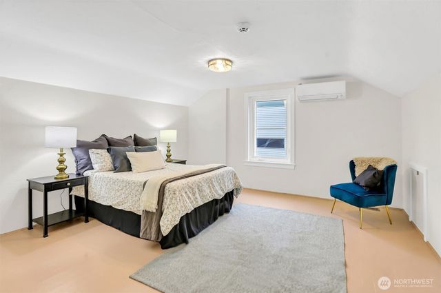 6616 Flora Avenue S, Seattle, WA 98108