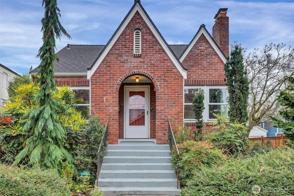 6616 Flora Avenue S, Seattle, WA 98108