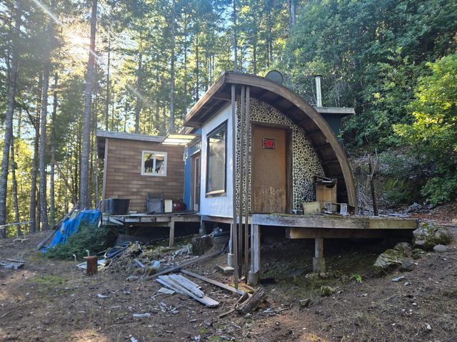 8750 Wilder Ridge Road, Ettersburg, CA 95542