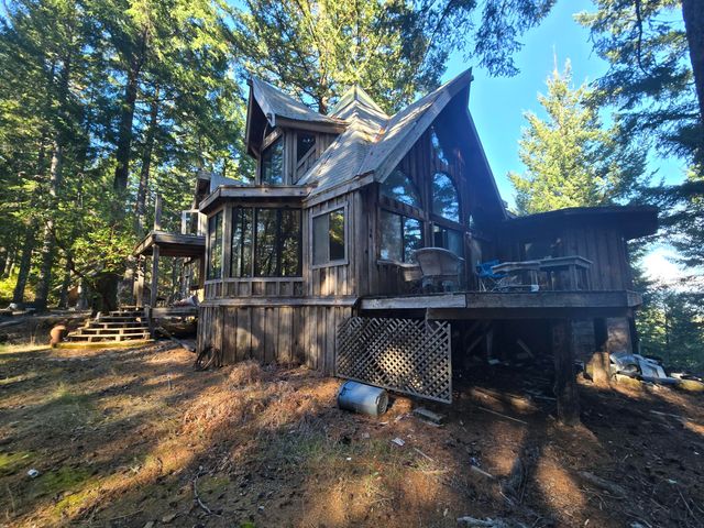 8750 Wilder Ridge Road, Ettersburg, CA 95542